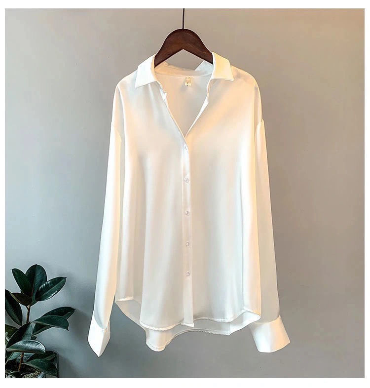 L'Aurablend Lotus™ Satijnen Blouse